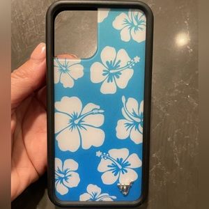 Wildflower iPhone 12 mini case- wore for a day!